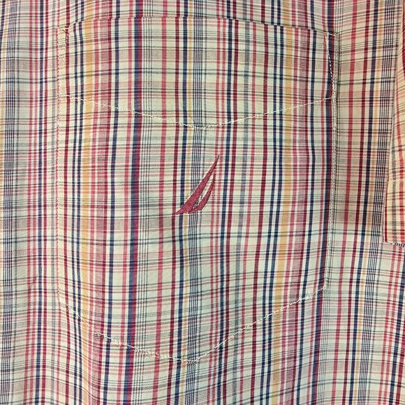 NAUTICA SHORT SLEEVE MENS BUTTON DOWN RUST TAN AND GOLD SIZE LARGE EUC - Picture 6 of 6